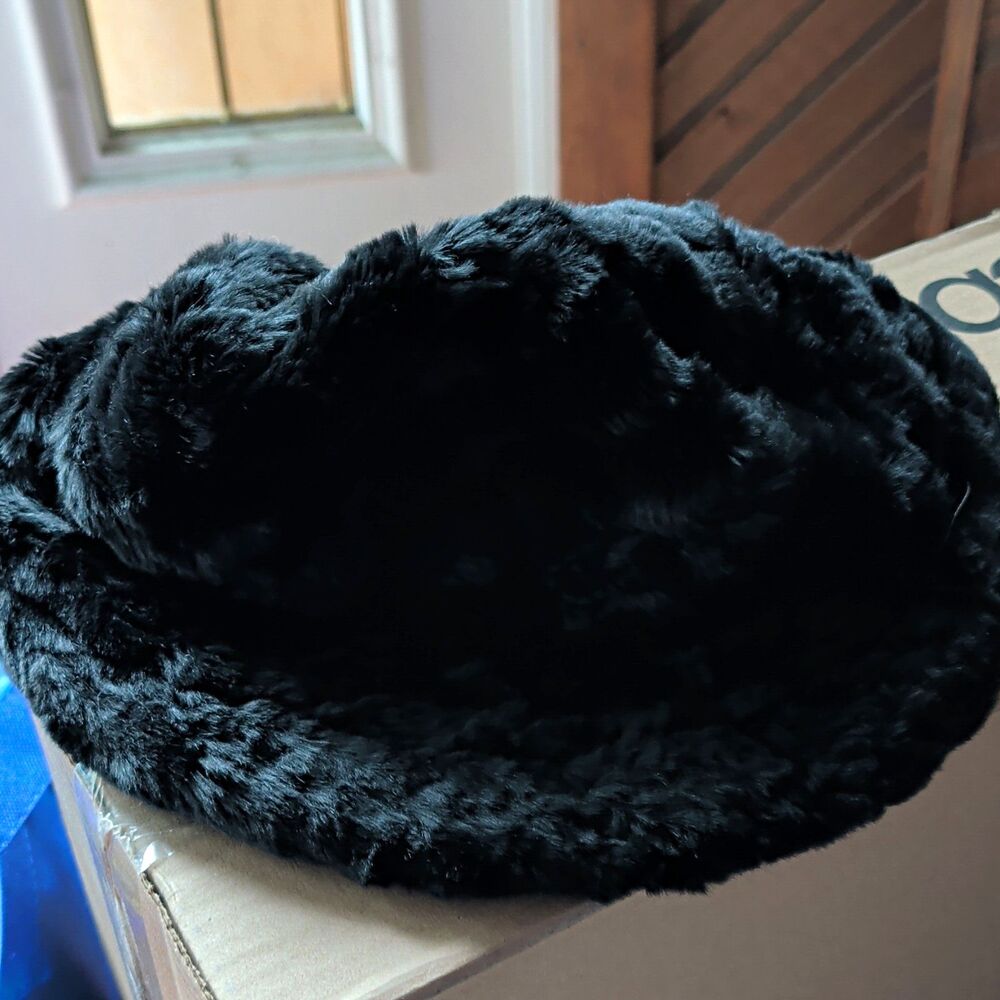 Parkhurst Women’s Black Faux Fur Beret Hat, One Size, Fall/Winter